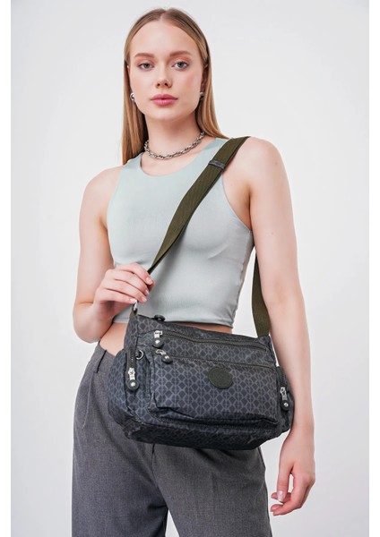 Yeşil Kadın Çapraz Çanta 05BHPC6003-KP Y