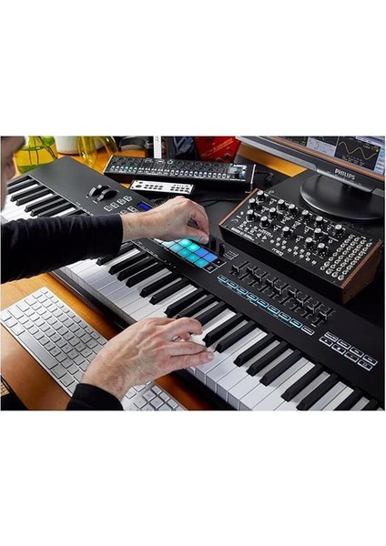 Launchkey 88 [mk3] Mıdı Klavye: Etkileyici Müzik Yaratımı Için Premium 88 Tuşlu Mıdı Klavye fiyatları