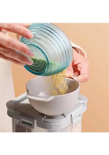 4 Parça Süzgeçli Sıvı Aktarma Aparatı Sıvı Yağ Baharat Bakliyat Doldurma Aktarma fırsatları