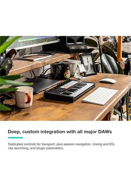 Launchkey Mini 25 [mk4] — Taşınabilir 25 Mini Tuşlu, Usb, Mıdı Klavye Kontrolörü, Daw modelleri