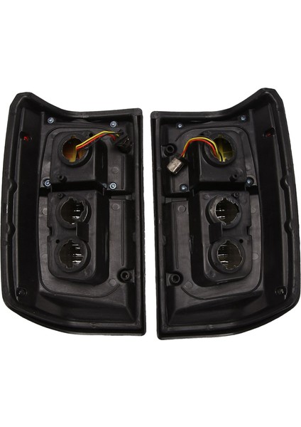 Sağ Arka Tampon LED LED Işık Nissan Devriyesi Gq 1988-1997 26550-05J00 Kırmızı+Füme Fren Durma Lambası (Yurt Dışından) fırsatları