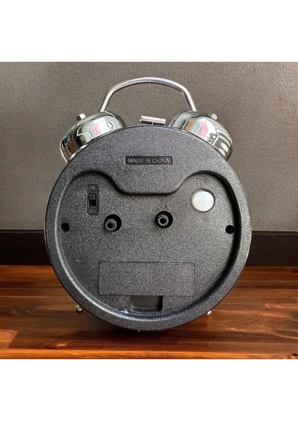 Gümüş Metal Alarmlı Masa Saati fiyatları