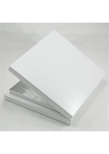 16 Bölmeli Madlen Çikolata Kutusu Beyaz Renkli indirimleri