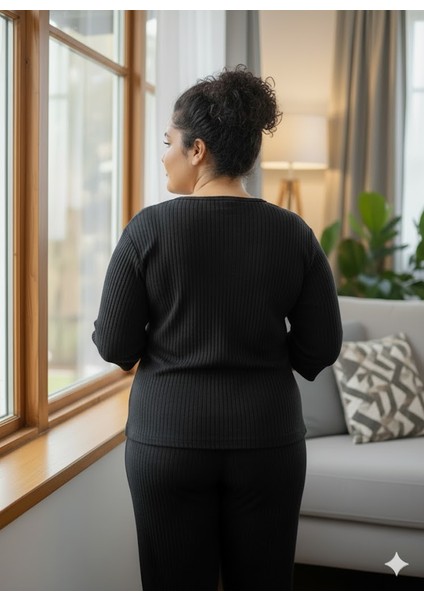 Kadın Siyah Büyük Beden Pijama Takımı fırsatları