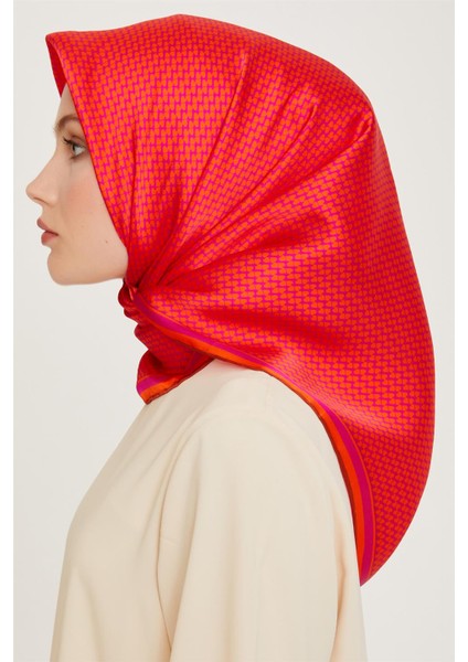 Klasik Desenli Twill Saf Ipek Eşarp 9243D 04 33 modelleri