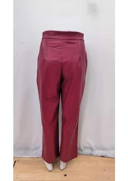 Kadın Önden Fermuarlı Cepli Geniş Kesim Lame Deri Pantolon