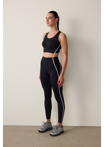 Siyah Orta Destekli Contrast Bonding Spor Sütyeni indirimleri