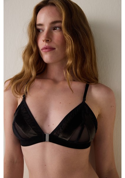 Siyah Kadife Detaylı Balensiz Dolgusuz Üçgen Sütyen fiyatları