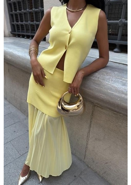 Aesco Yelekli ve Pilise Etekli Triko Takım 10001 modelleri