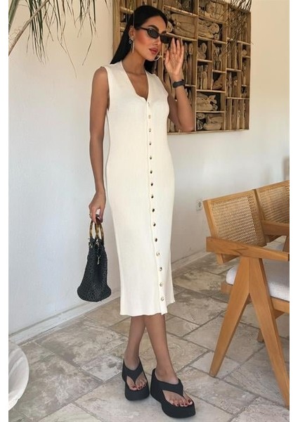 Önü Düğmeli Fitilli Kolsuz Elbise 2832 indirimleri