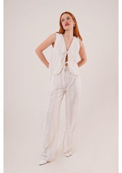 Aesco Ön Bağlama Detaylı Yelek ve Pantolon Ekru Çizgili Ikili Takım