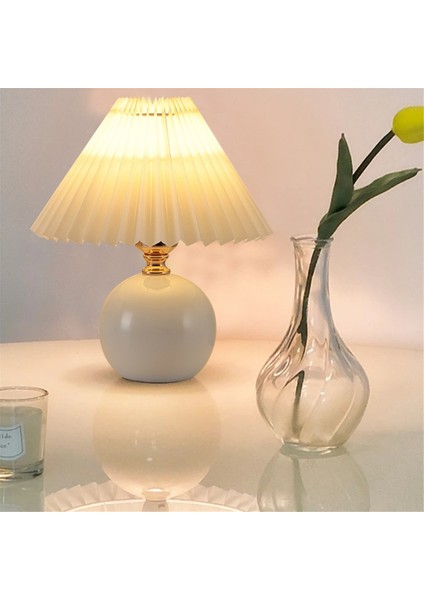 USB Retro Pileli Başucu Lambası Masa Yatak Odası Için Sevimli Masa Lambası Prenses Yatak Lambası Dekam (Yurt Dışından) fiyatları