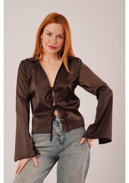 Önden Bağlama Detaylı Saten Kahverengi Bluz indirimleri