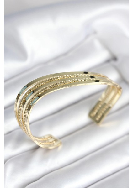 Eğik Şerit Model Gold Renk Pirinç Kadın Bileklik - TJ-BB8019
