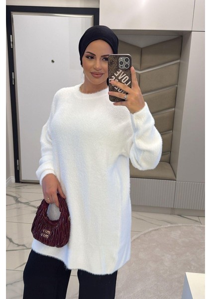 Kadın Beyaz Sakallı Uzun Kazak