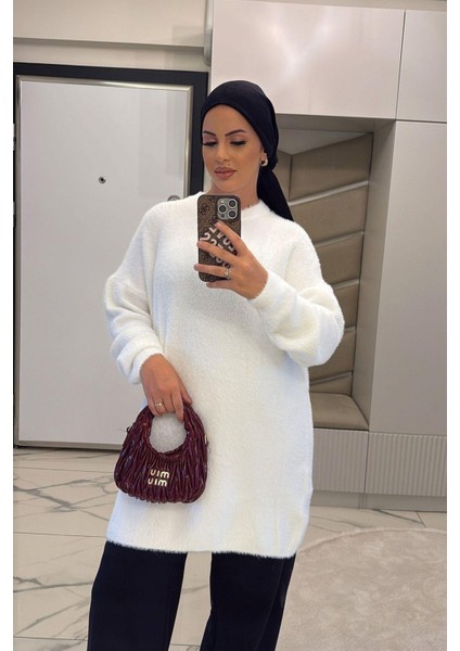 Kadın Beyaz Sakallı Uzun Kazak indirimleri