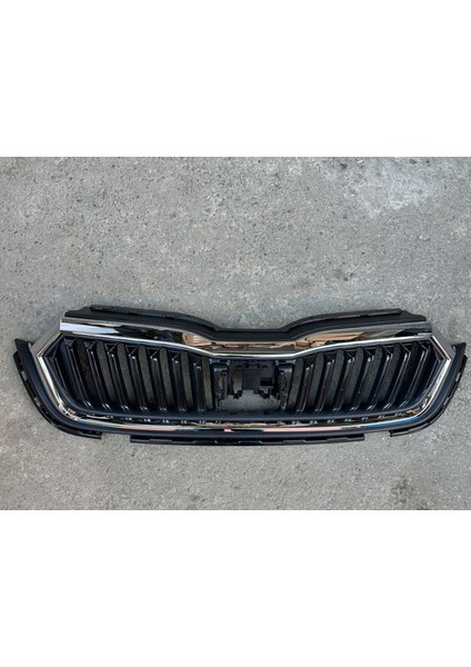 Skoda Octavia Panjur Krom Çerçeveli 2021>