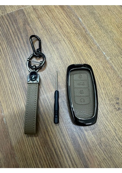 Jaecoo J7 Anahtarlık Kahverengi 2024-2026 Çelk Korumalı fiyatları