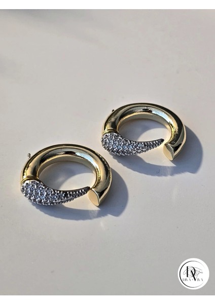 - Glow Earrings – Gold Kaplama Taş Detaylı Tasarım Kadın Küpe (KOD-340) modelleri