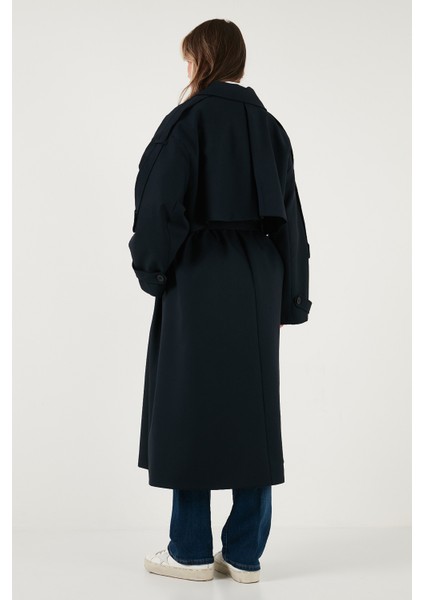 Oversize Fit Kruvaze Yaka Düğmeli Kemerli Uzun Trençkot Bayan Trençkot 6839476