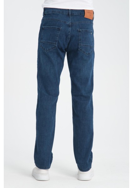 Düz Kesim Erkek Kot Pantolon - Esnek Kumaş, Normal Kalıp Jean (%98 Pamuk) modelleri