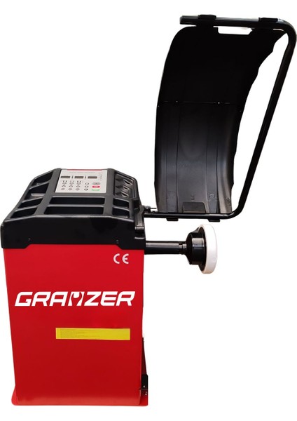 820 Otomatik Çap Uzaklık Ölçüm Sistemli Dijital Balans Makinası 10-24 Inç