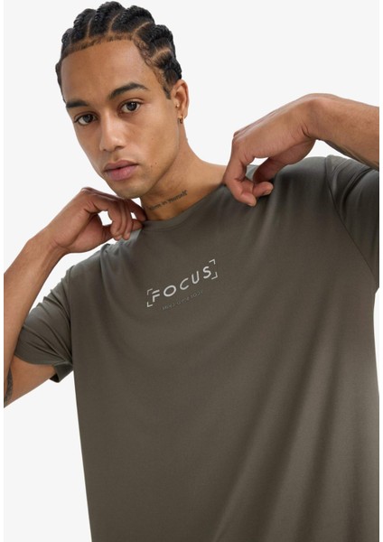 Fit Standart Fit Yumuşak Tuşe Bisiklet Yaka Baskılı Kısa Kollu Tişört C9268AX25AU fiyatları