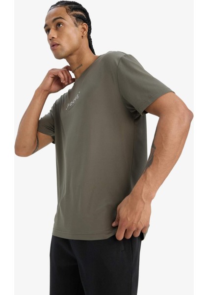 Fit Standart Fit Yumuşak Tuşe Bisiklet Yaka Baskılı Kısa Kollu Tişört C9268AX25AU indirimleri