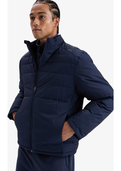 Fit Su İtici Rüzgar Geçirmez Regular Fit Dik Yaka Fermuarlı Cepli Kışlık Mont E9219AX25AU indirimleri