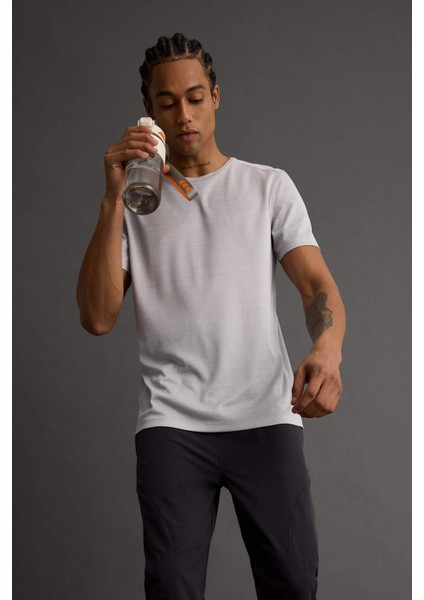 Fit Slim Fit Dar Kesim Hızlı Kuruyan Nefes Alabilen Esnek Kumaş Bisiklet Yaka Sporcu Kısa Kollu Tişört E9319AX25AU