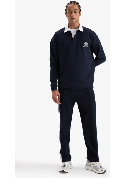 Boxy Fit Gömlek Yaka Sporcu Sweatshirt F4396AX25AU fırsatları