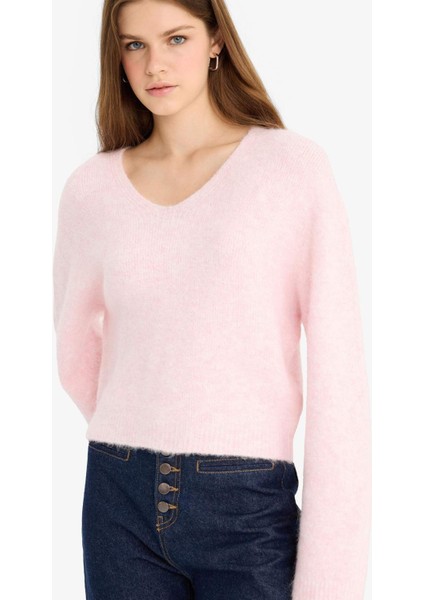 V Yaka Yumuşak Dokulu Dikişsiz Triko Kazak F4800AX25WN fırsatları