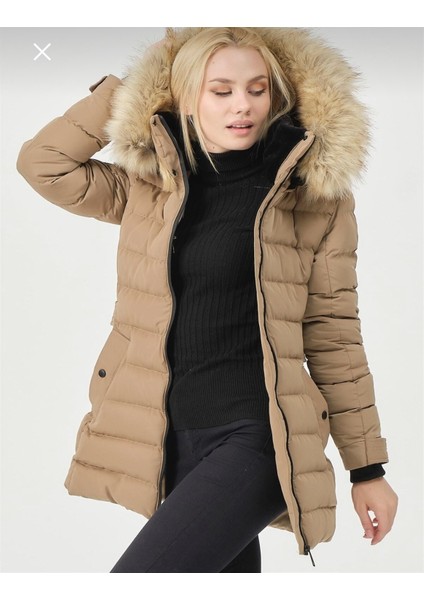 Kadın Bej Kürklü Çıkarılabilir Kapüşonlu Su Geçirmez Uzun Şişme Anorak Kaban fiyatları