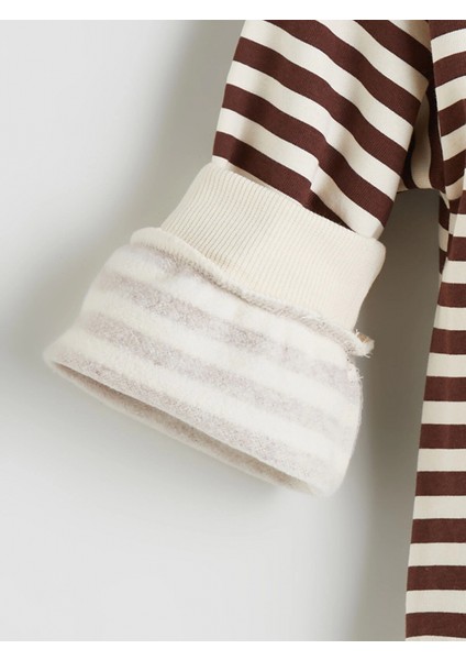 Lcw Kids Kahverengi Bebe Yaka Çizgili Kız Çocuk Sweatshirt ve Tayt 2'li modelleri