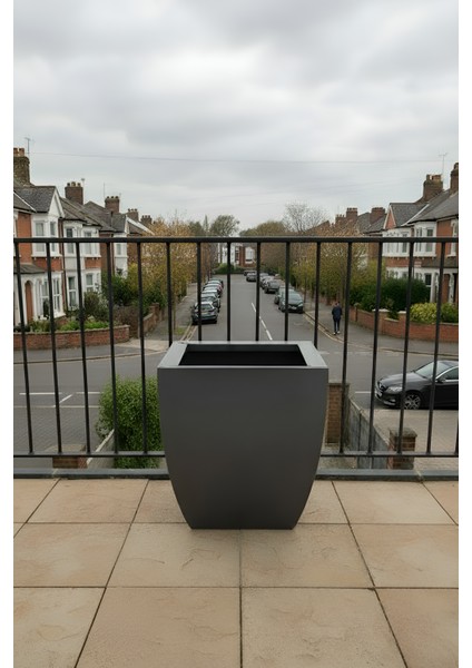 Zenith 30 cm Kare Kavisli Saksı - İç ve Dış Mekan Modern Metal Saksılık (30x30/20 cm) fiyatları