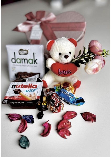 Sevgiliye,arkadaşa,anneye Hediye Kalp Kutuda Çikolatalı Ayiciklı Paket No3 fiyatları