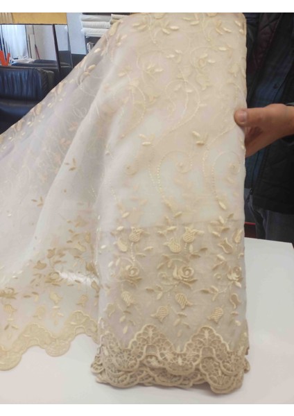 Işlemeli Organize Tül fırsatları