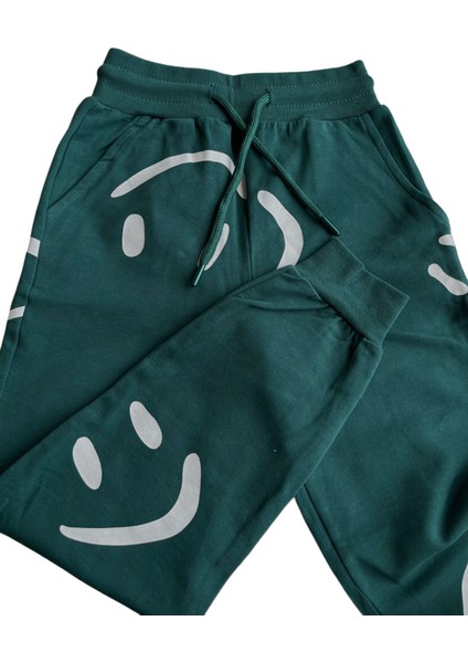 Gülen Surat Baskılı Erkek Çocuk Takım indirimleri