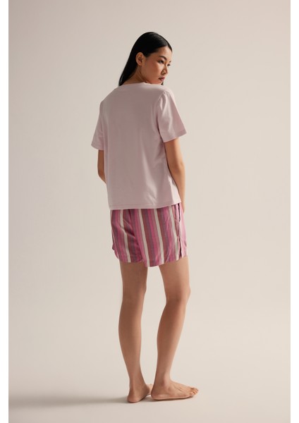 Kadın Dokuma Yırtmaç Detaylı Cepli Şort Pijama Altı fırsatları