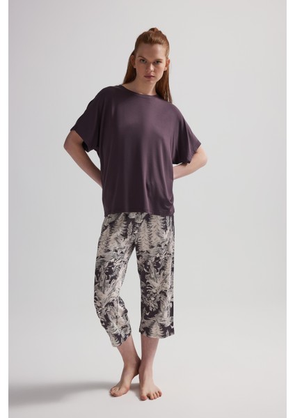 Kadın Modal Iki Iplik Kısa Kollu Kapri Pijama Takımı fiyatları