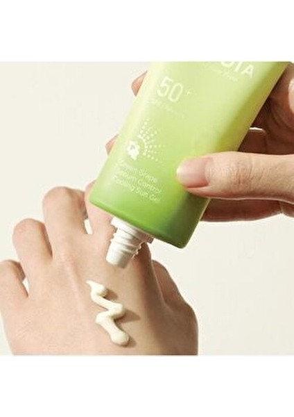 Green Grape Güneş Kremi SPF50 Tüm Cilt Tipleri İçin Sebum Dengeleyici 50g