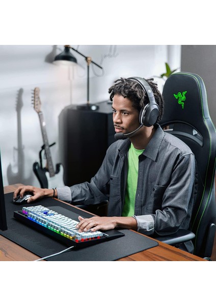 Blackwidow V3 Roblox Edition Green Switch Rgb Ingilizce Kablolu Gaming Klavye (RZ03-03542800-R modelleri