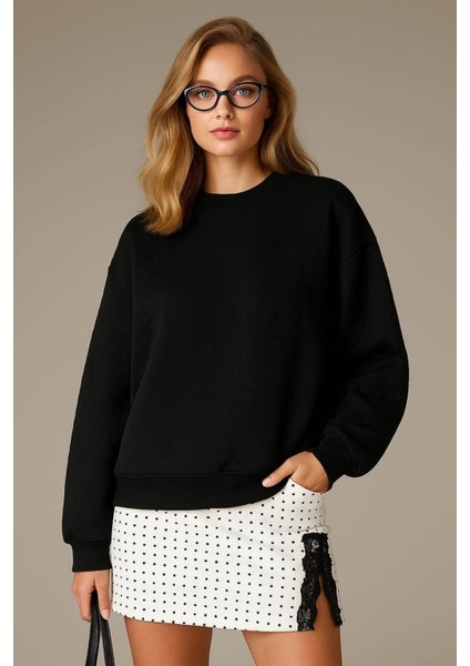 Oversize Bisiklet Yaka Siyah Kadın Sweatshirt 25K0141K1 fiyatları