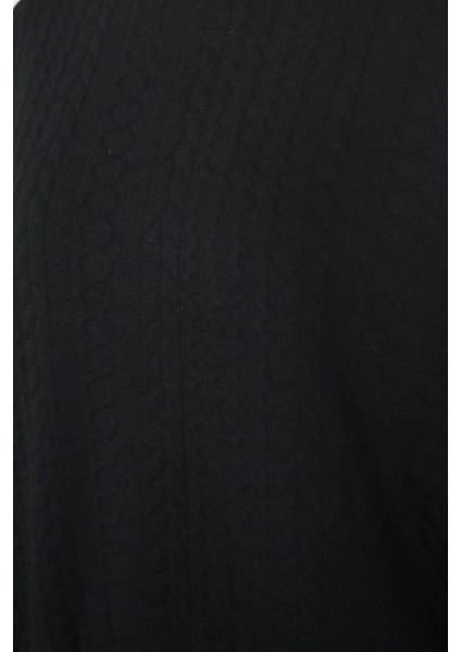 Oversize Bisiklet Yaka Siyah Kadın Sweatshirt 25K0141K1 fırsatları