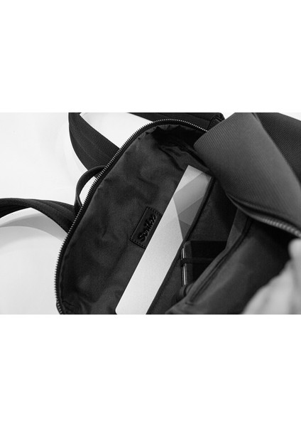 - Wizdesign DR11085 Urban Sırt Çantası Siyah