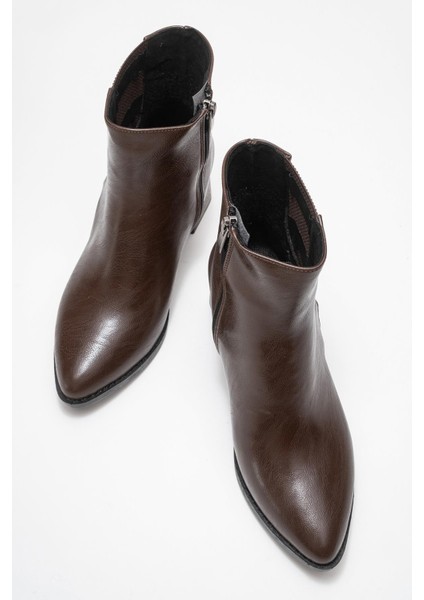 Kadın Sade Lastikli Sivri Burunlu Topuklu Bot Kahve Cilt