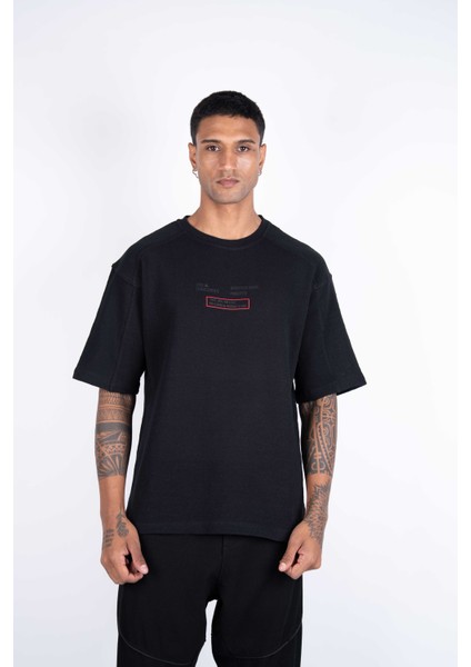 Erkek Kısa Kollu Siyah Renkli, Baskılı, Dokuma Regular Fit T-Shirt