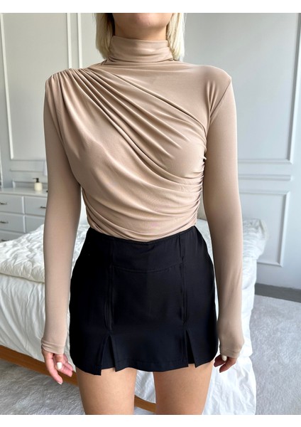 Kadın Bluz Uzun Kollu Dik Yaka Büzgü Detaylı Likralı Sandy fiyatları