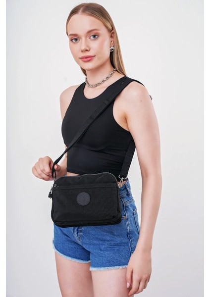 Siyah Kadın Çapraz Çanta 05BHPC6002-KP S