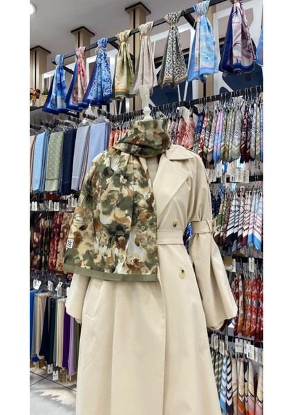 Çiçeklerin Fısıltısı Desenli Şal Yeşil